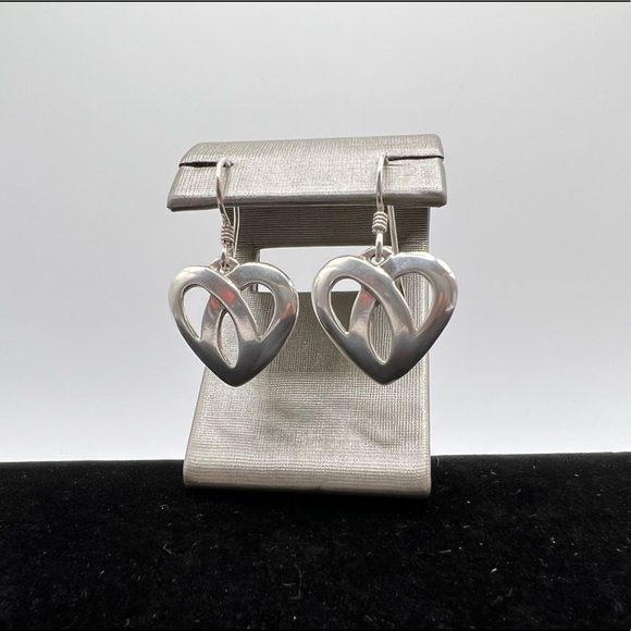 Vintage Sterling Silver Heart Earrings Signed JV 1988 Stamped - Picture 1 of 3